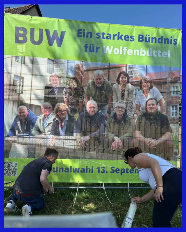 Unsere Großplakate hängen